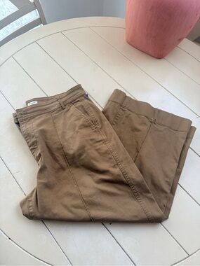 Madewell womans Khaki Brown Chino Pants